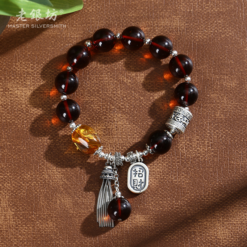【老银坊】琥珀六字纳福流苏手串 0035722