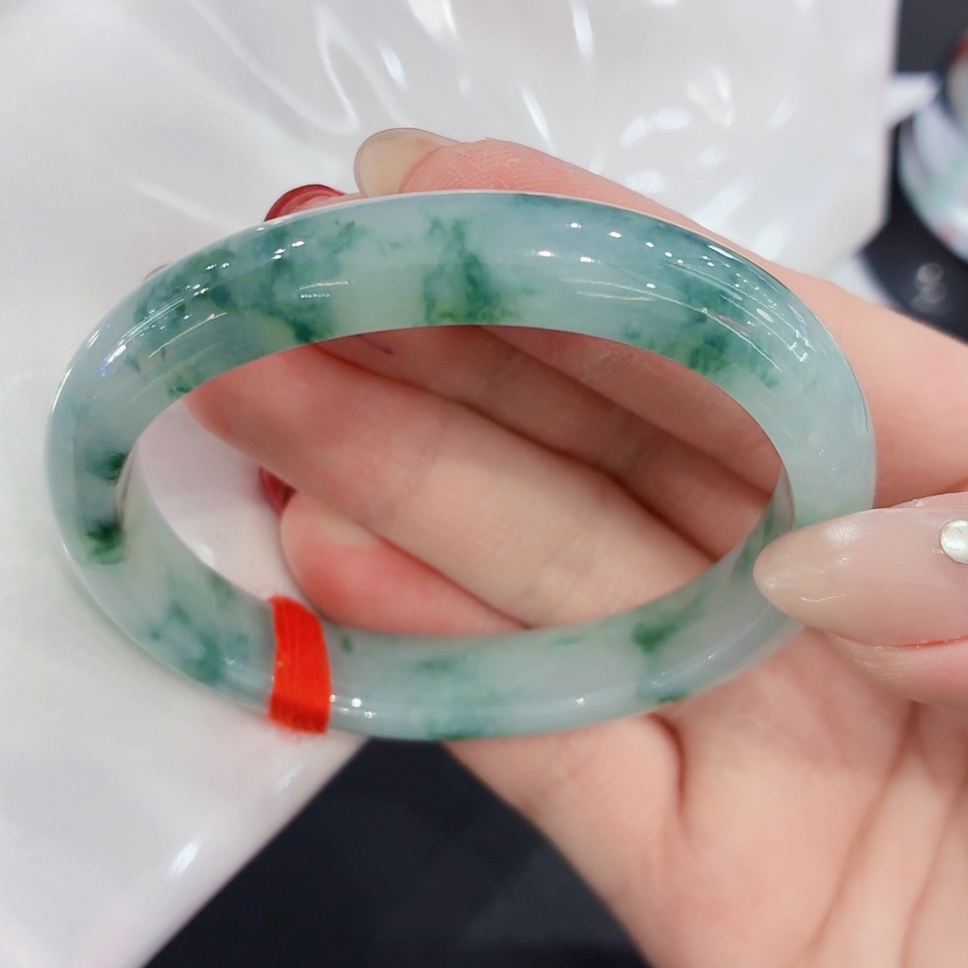 翡翠未镶嵌手镯翡翠53圈口（强推）