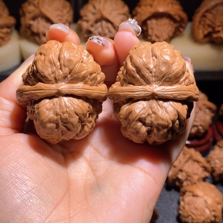 文玩核桃把件46蛤蟆头