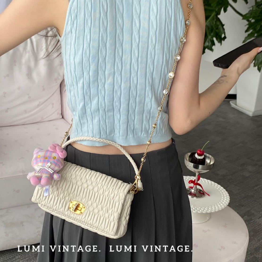95新 MIU MIU/缪缪 新款白色褶皱羊皮小号宝石单肩包23884280 