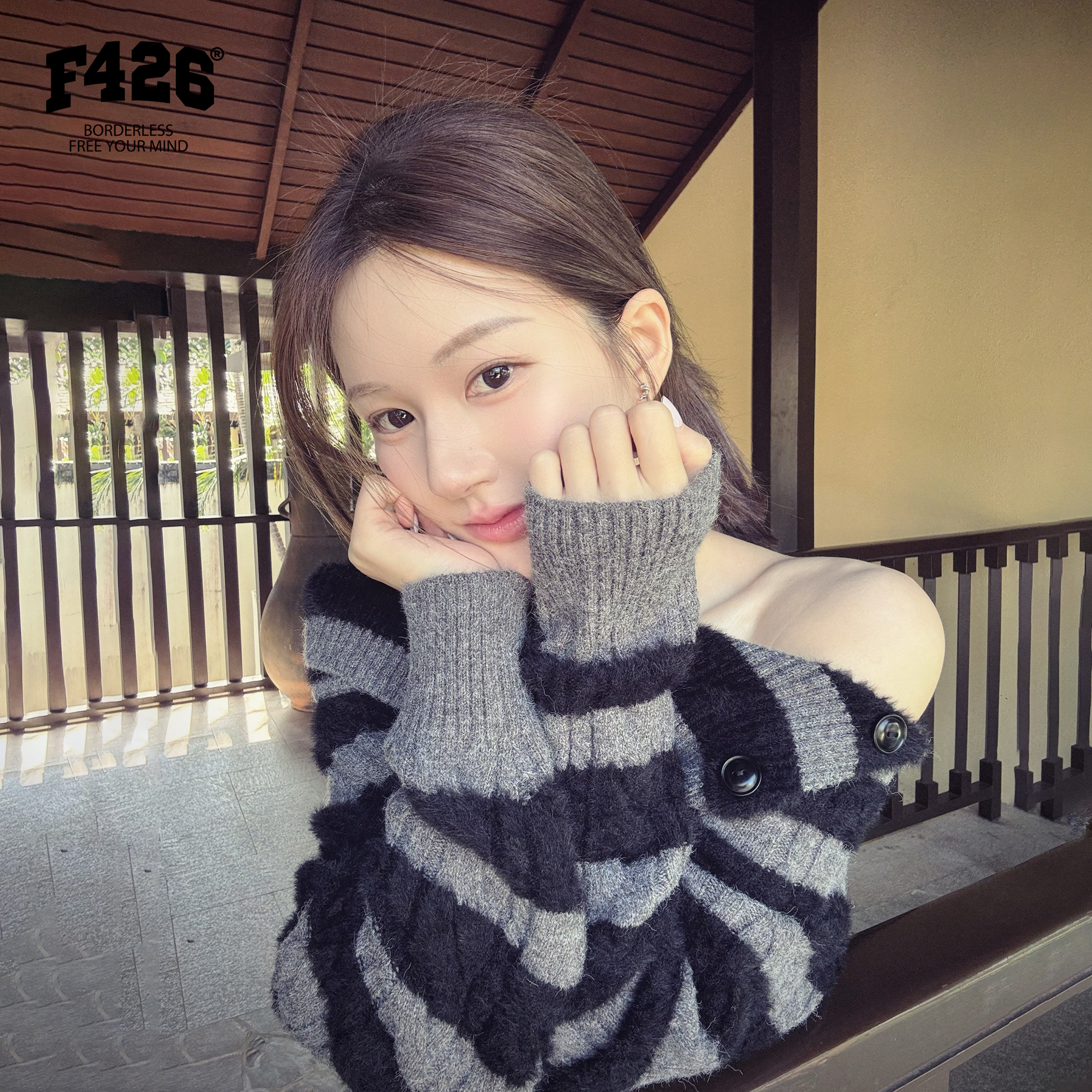 F426【赵露思同款】冬季新年氛围慵懒风斜肩条纹绞花红色毛衣0245