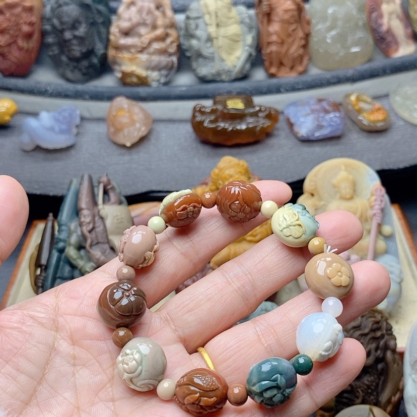 【闪购商品】定制石英质玉吊坠未镶嵌