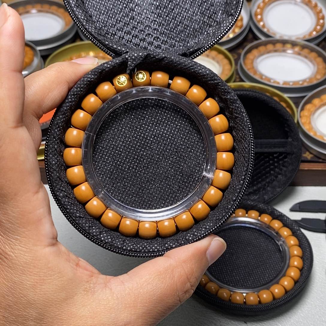 猴头核桃手串65号高配双标18k直切9左右