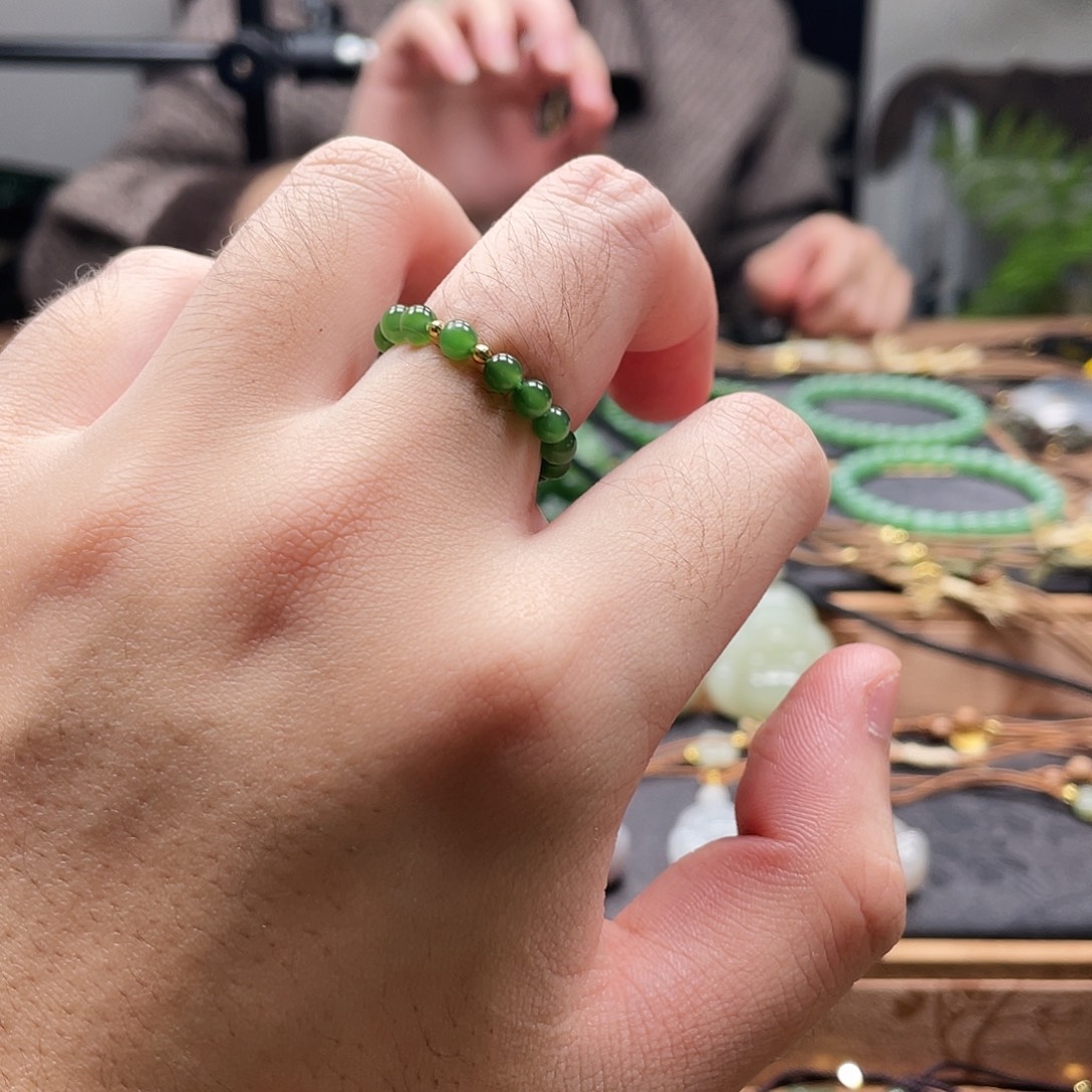 和田玉（碧玉）未镶嵌戒圈多样性发一