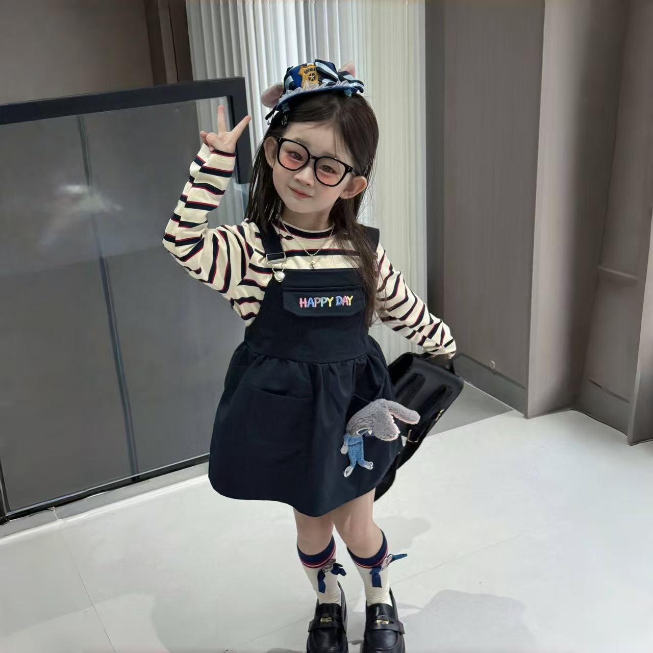 女童背带裙兔子警官套装春秋款2025新款儿童条纹t恤洋气女宝秋装