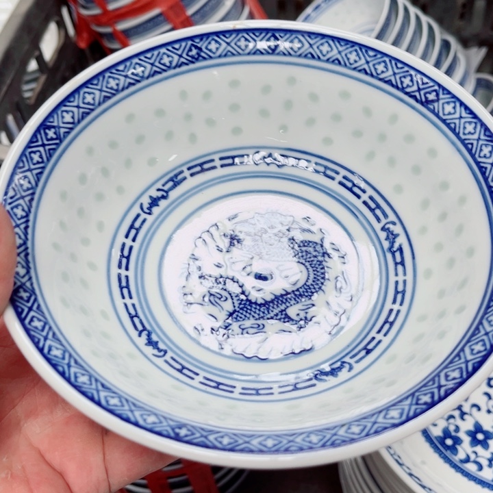 青花玲珑7寸面碗荷叶边龙纹