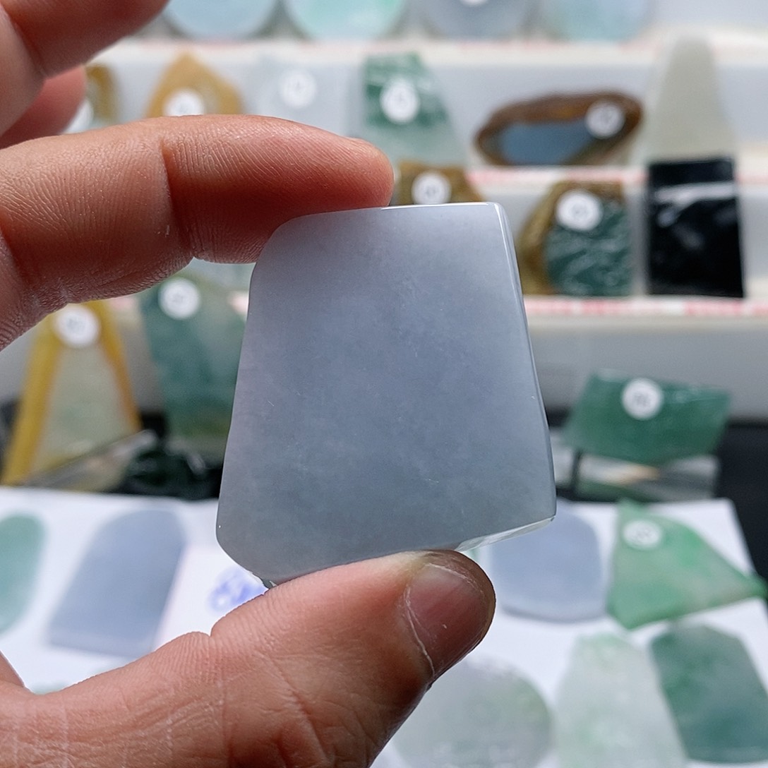 翡翠未镶嵌颈饰乐凡珠宝翡翠挂件