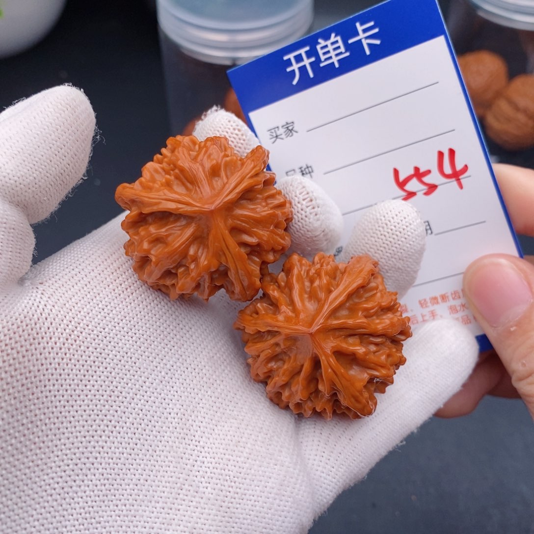 文玩核桃把件38三棱554