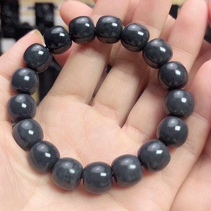 和田玉手链未镶嵌卡13老型福利款