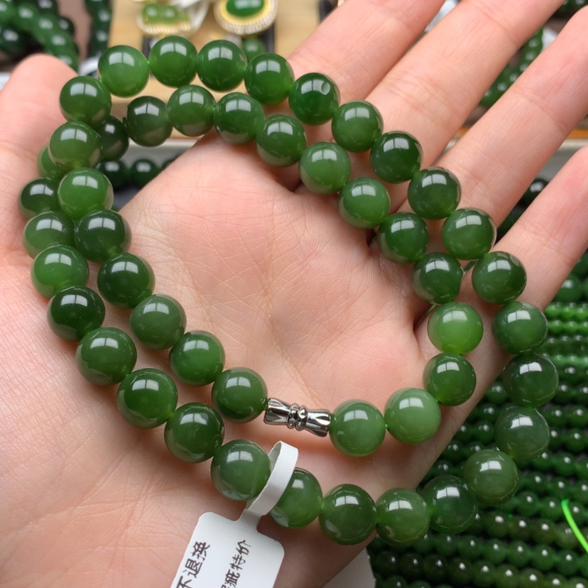 【闪购商品】颈饰未镶嵌和田玉（碧玉）郭****胜10m特价微瑕