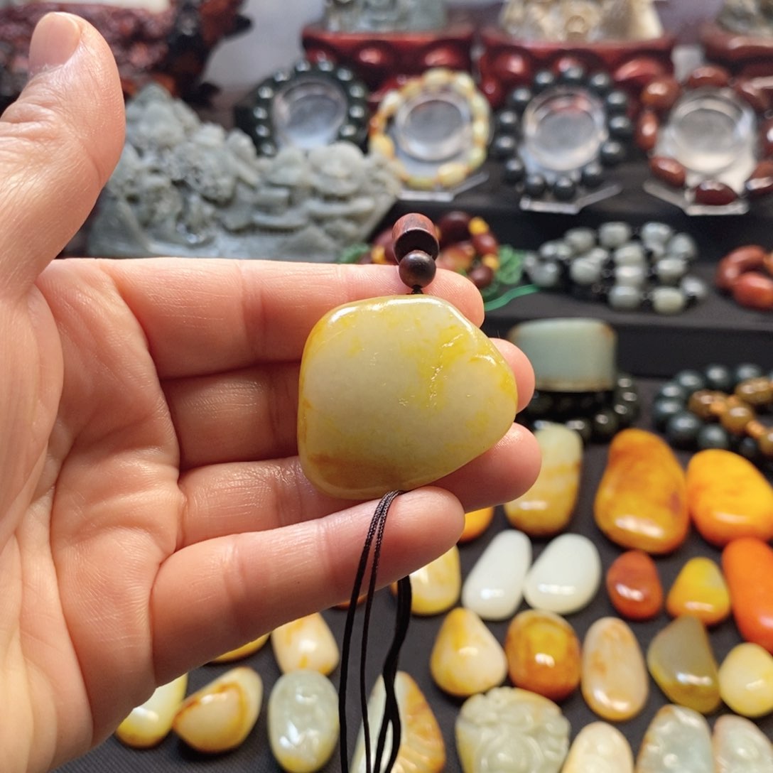 和田玉吊坠(不含链)未镶嵌