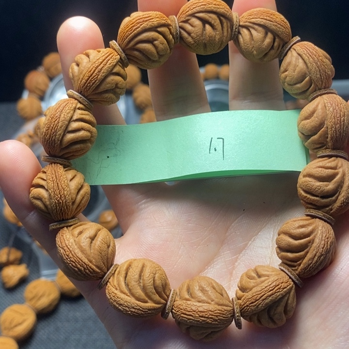 吊坠桃核秦岭山野生桃核