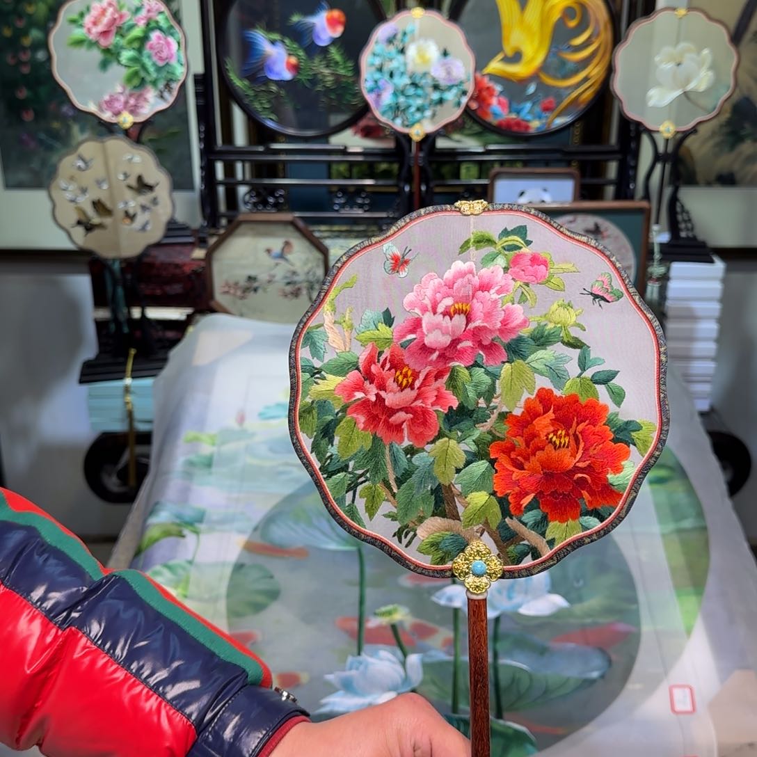 刺绣刺绣工艺精湛