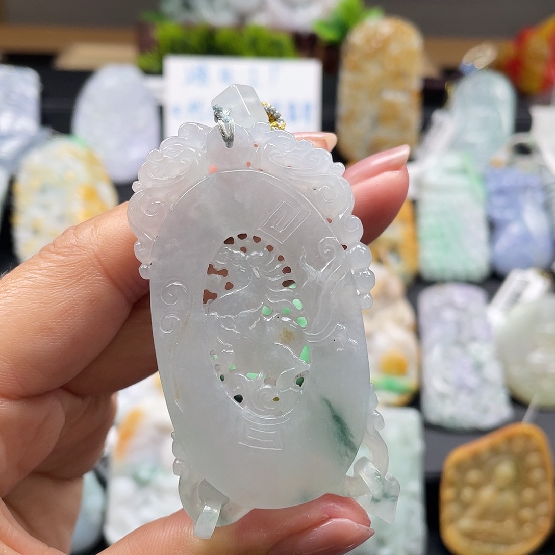 翡翠吊坠(不含链)未镶嵌