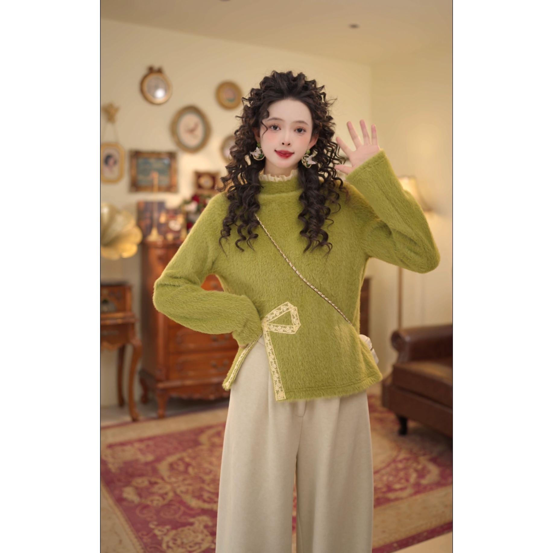 扣子家【花漾浅梦】复古港风加绒厚款打底T恤毛绒感内搭KK0726589