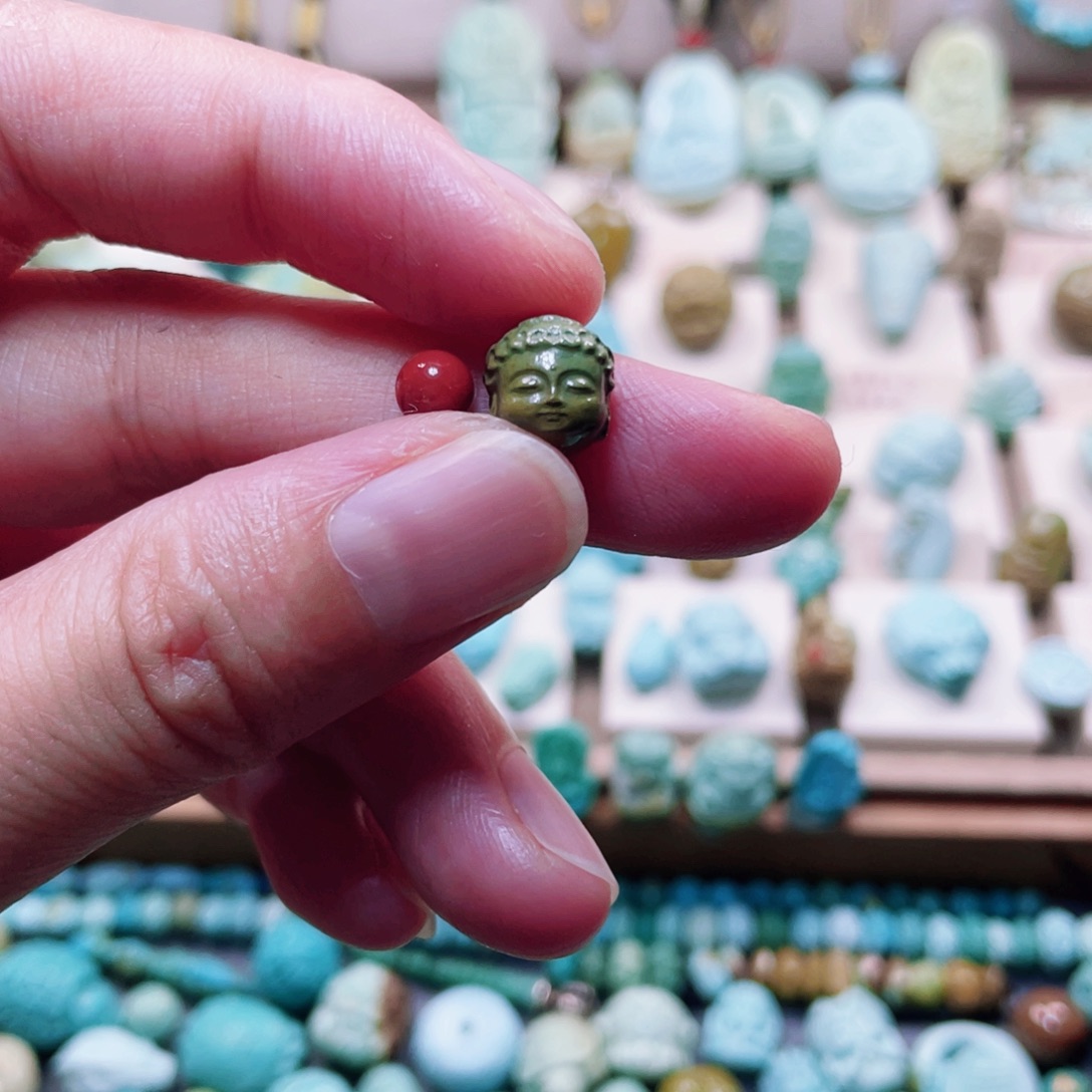 未镶嵌配饰南红玛瑙