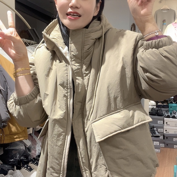 大瑶瑶同款卡绿色内里白毛棉服