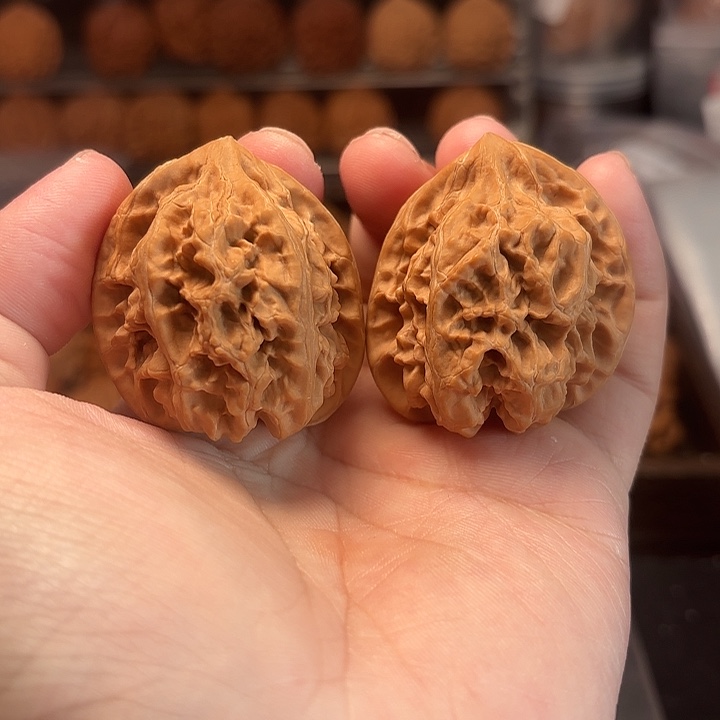 1文玩核桃承德粗筋40-311