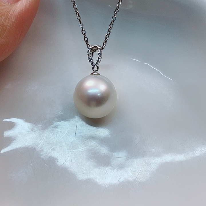 海水珍珠吊坠(不含链)18K金镶嵌澳白吊坠13-14mm