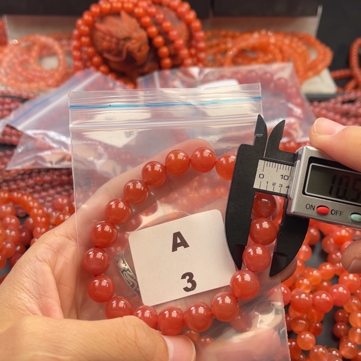 南红玛瑙未镶嵌多样性发货默认微瑕称重10mm