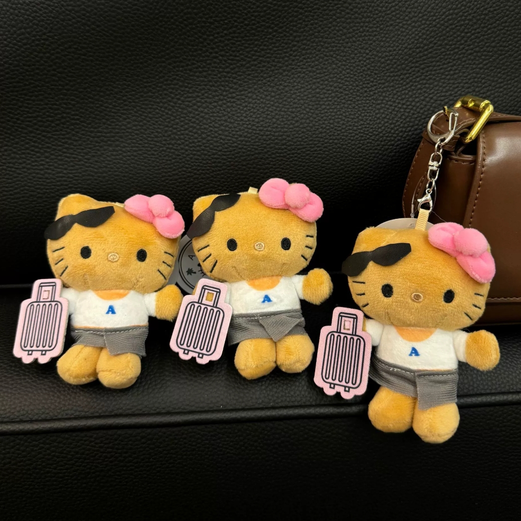 黑皮拉杆箱hellokitty包包挂件