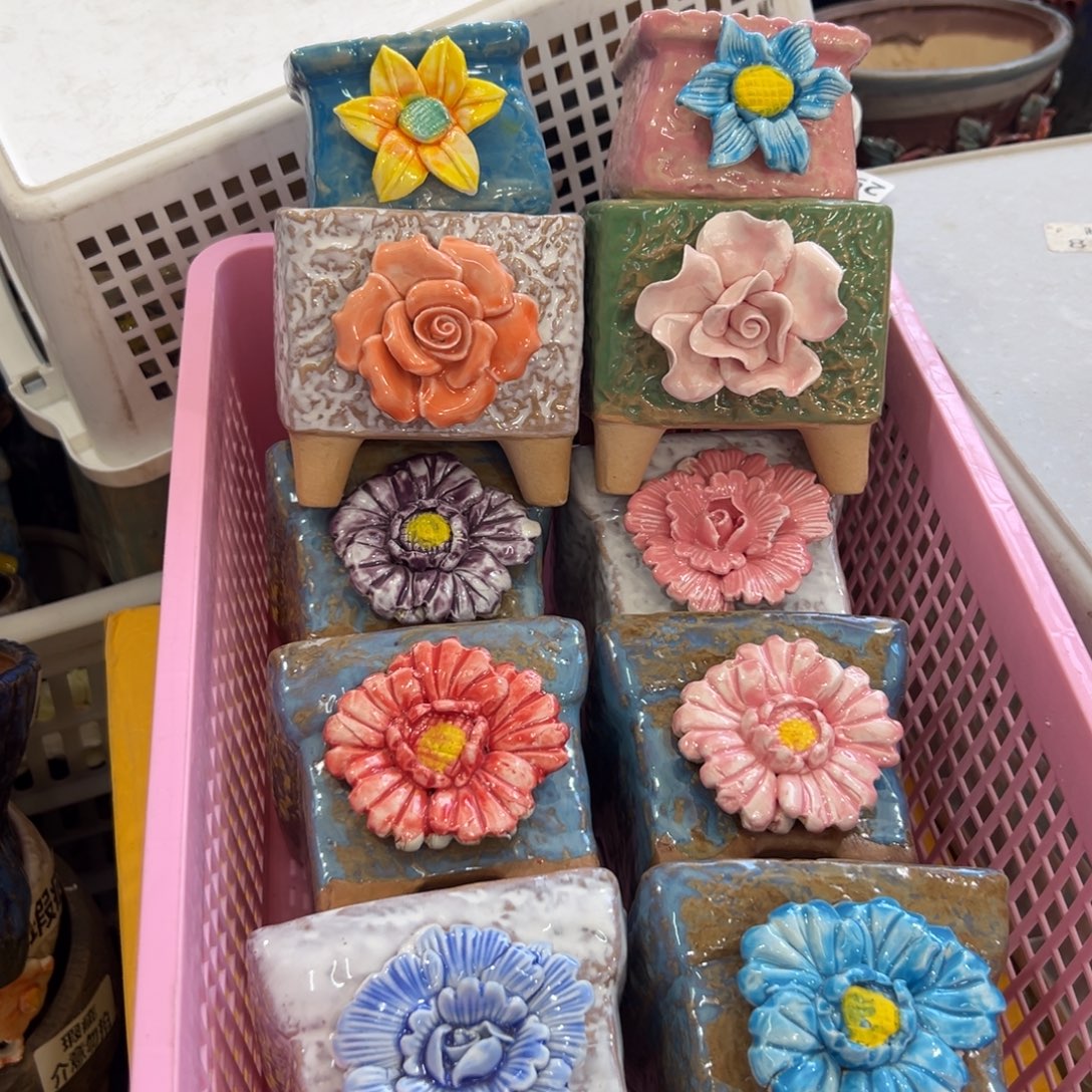 3044 多肉花盆满20元发货，退款的拉黑