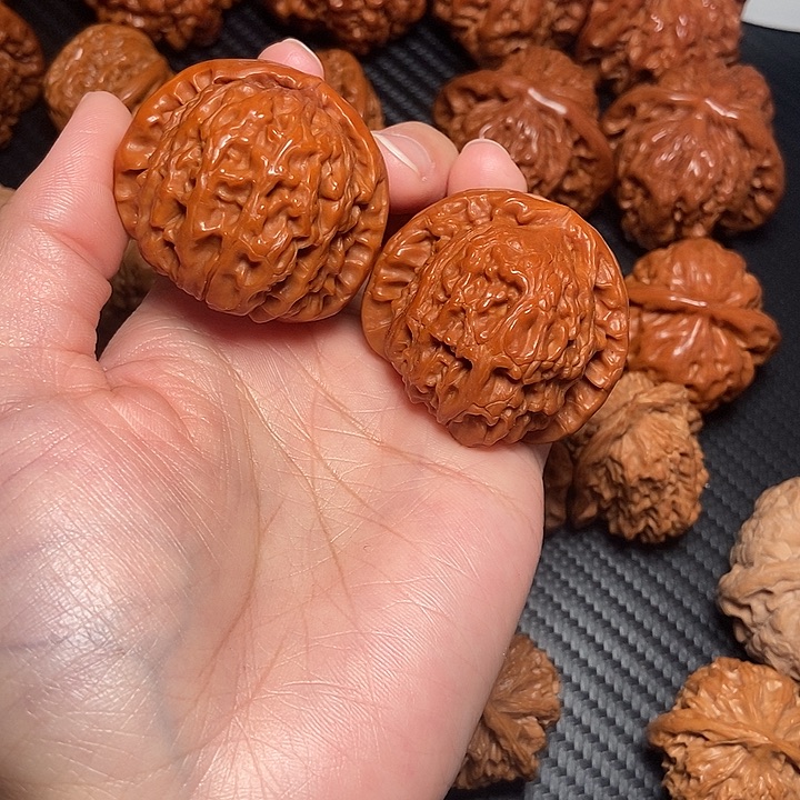 木质类41白狮子。      