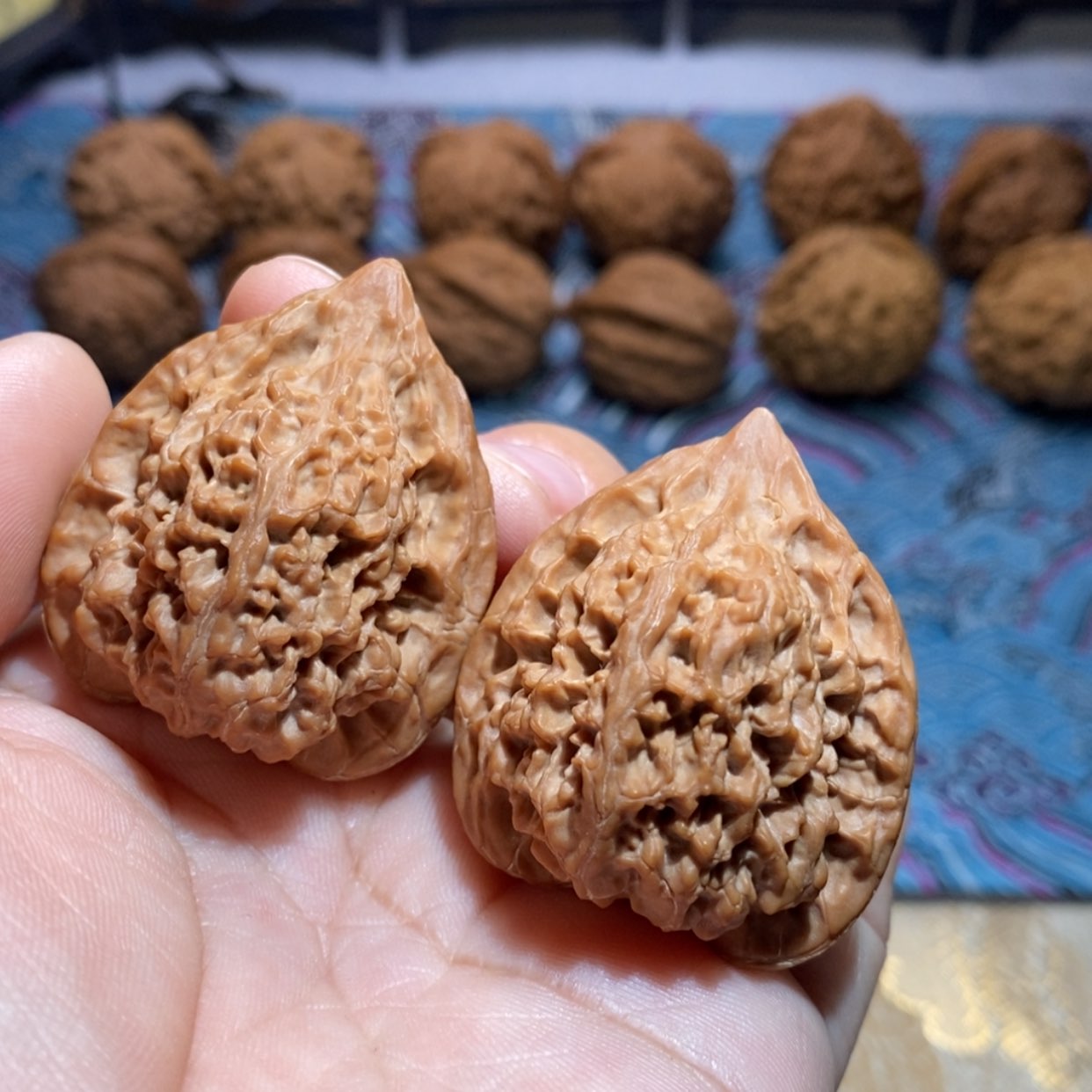 【闪购商品】文玩核桃吊坠石姬