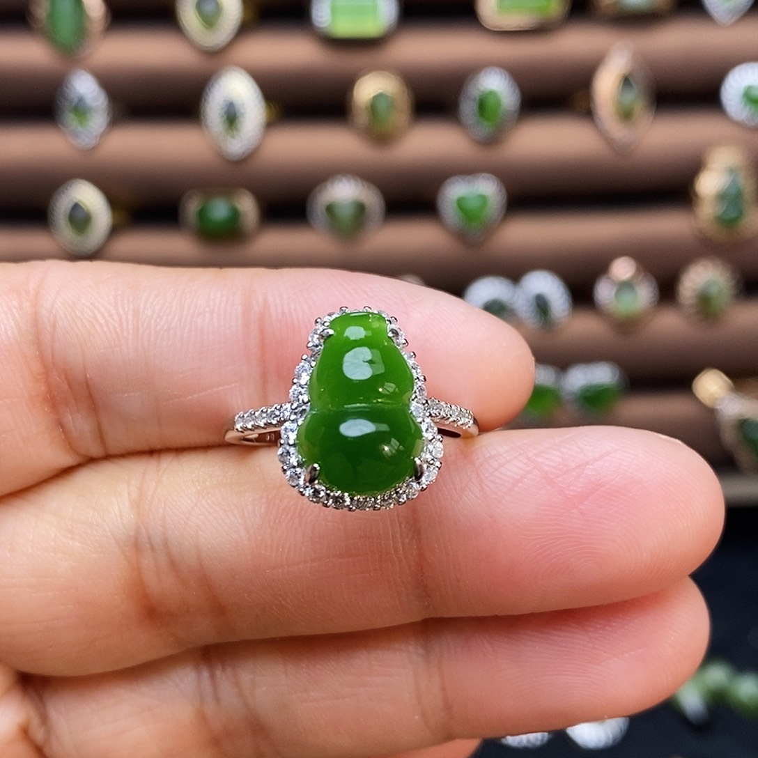 吊坠(不含链)银S925镶嵌和田玉（碧玉）戒指