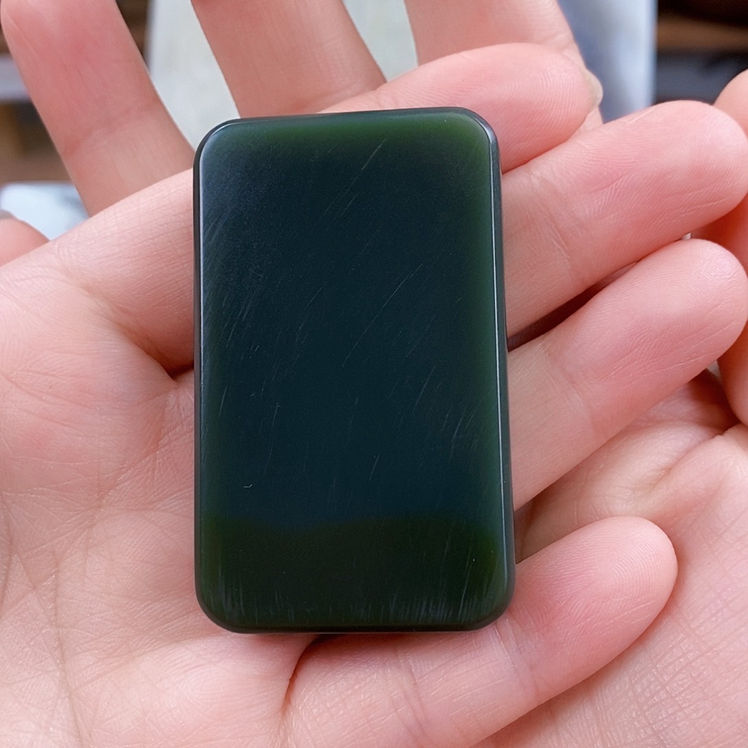 和田玉颈饰未镶嵌自**登