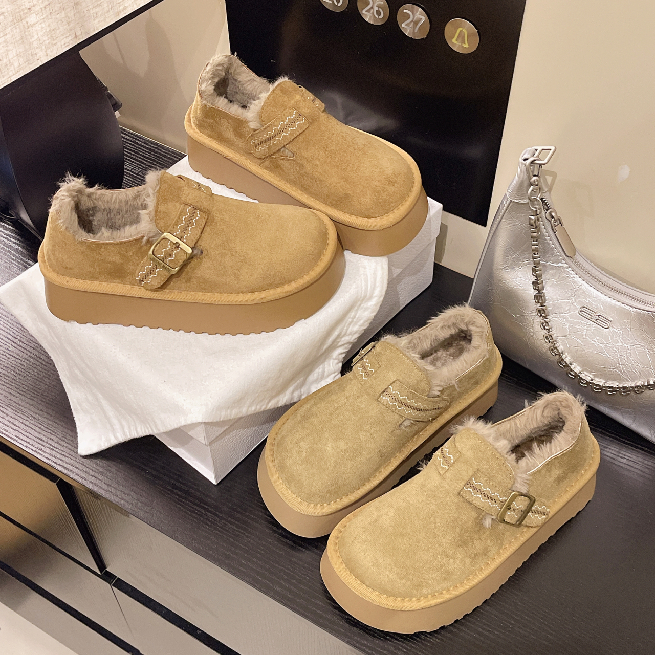 厚底勃肯鞋女加绒加厚雪地靴外穿2025年冬季新款防滑保暖毛毛棉鞋