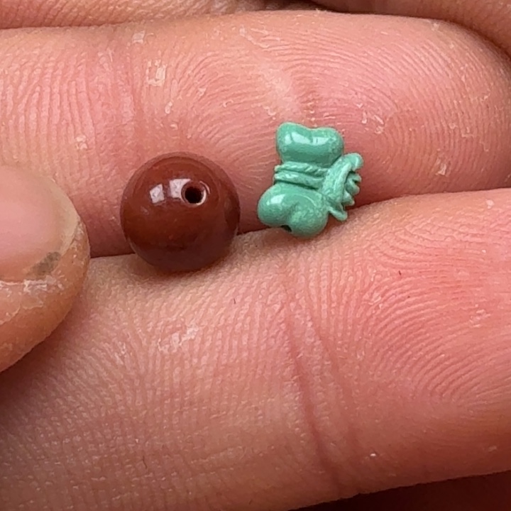 南红玛瑙未镶嵌珠宝半成品