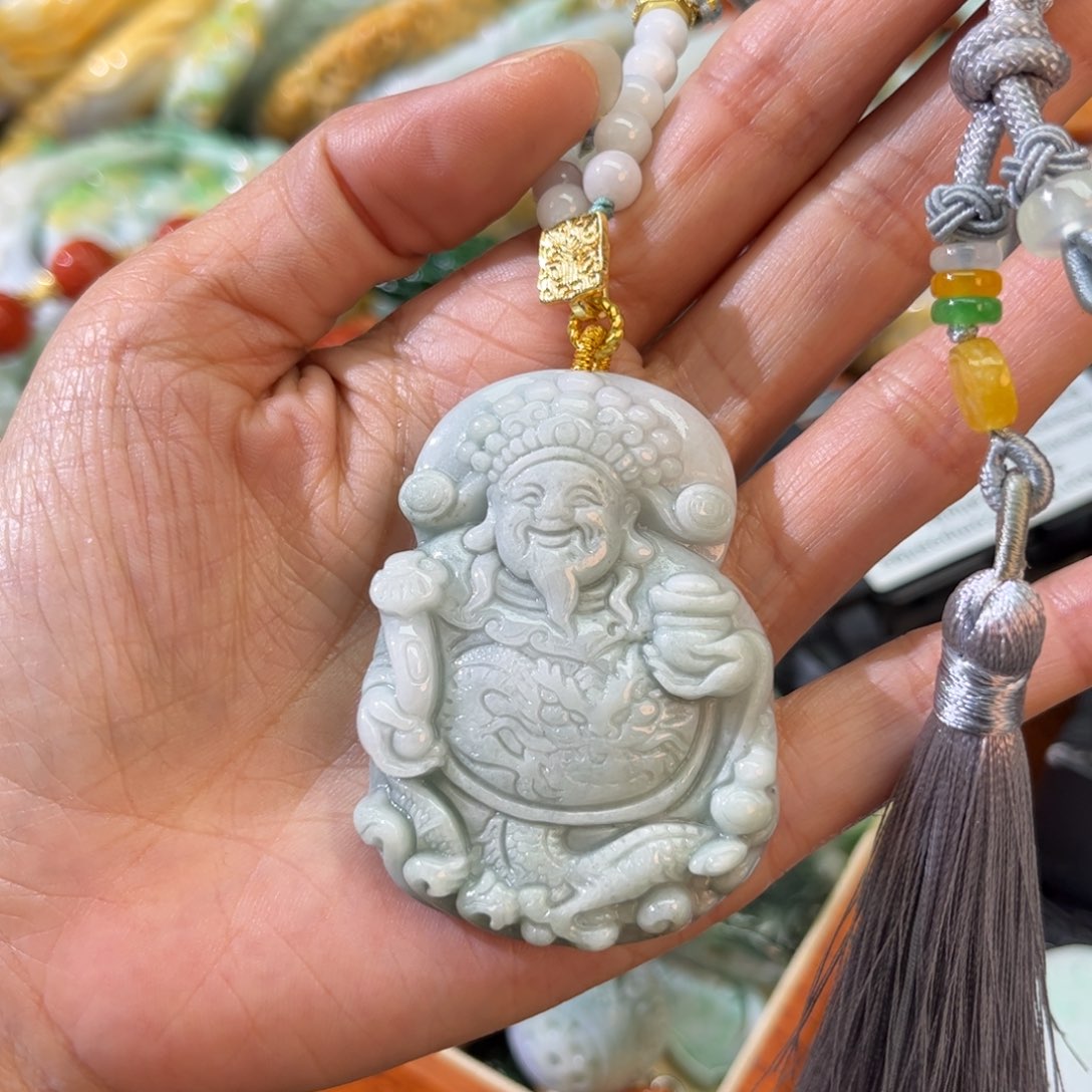 翡翠颈饰未镶嵌待编款