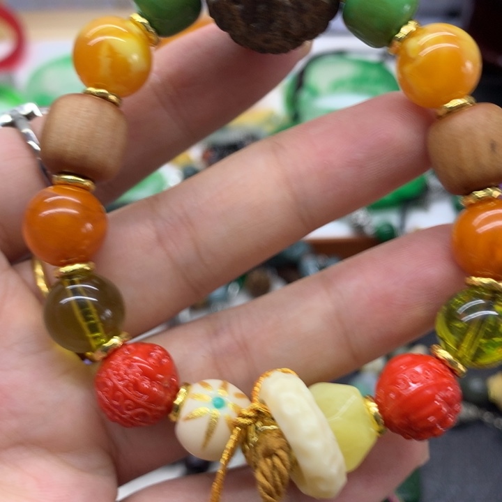 高端大气上档次吊坠