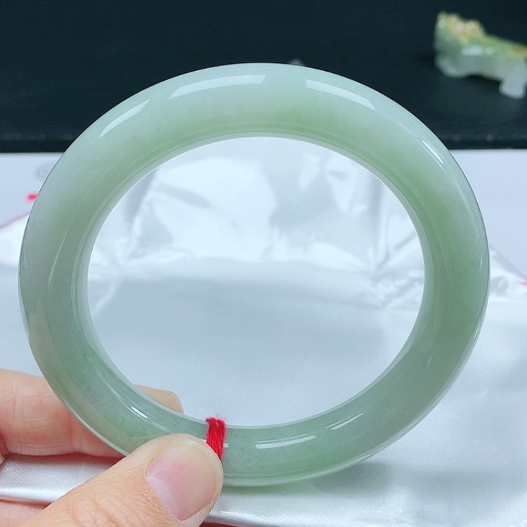 【闪购商品】翡翠手镯未镶嵌天然翡翠手镯