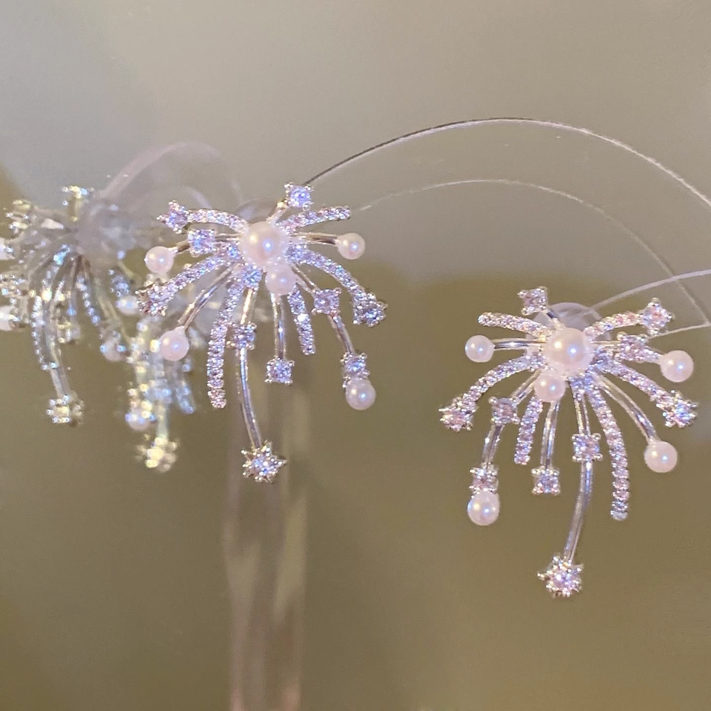 铜合金耳饰 璀璨闪闪立体烟花日韩百搭耳环N2939