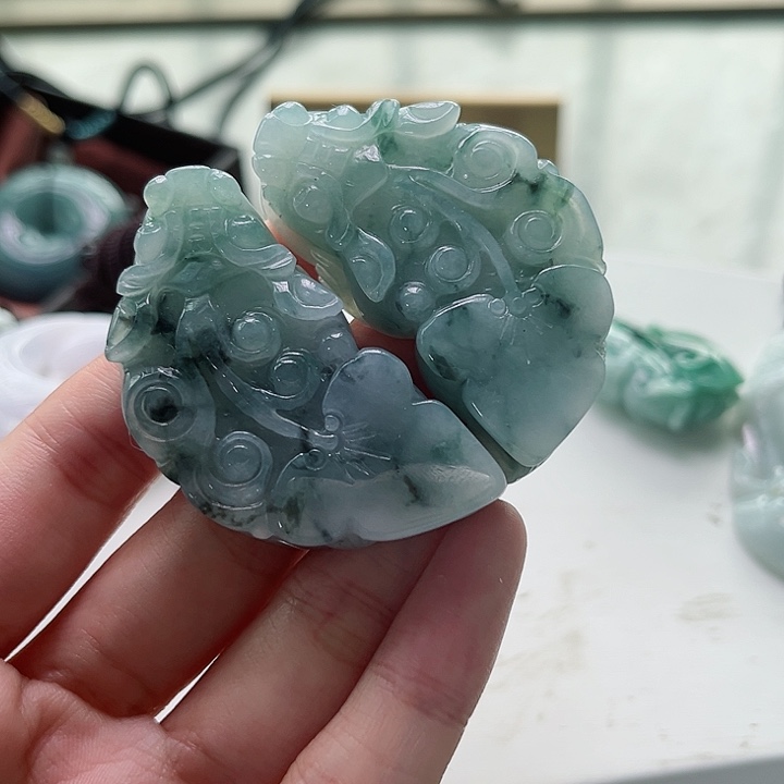 翡翠未镶嵌颈饰翡翠