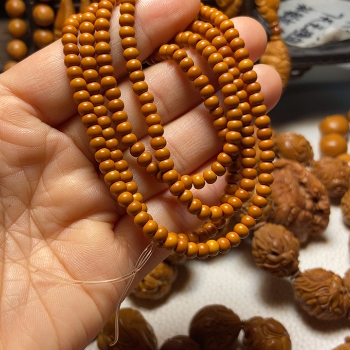 【闪购商品】橄榄核手串/手链苹果珠长串