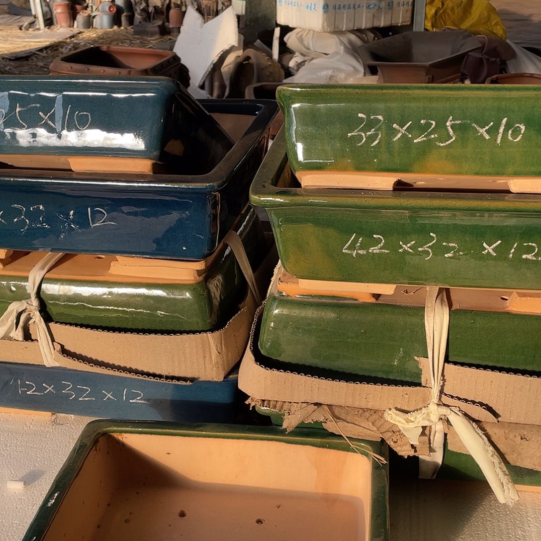 一套蓝色一套绿色加厚釉盆