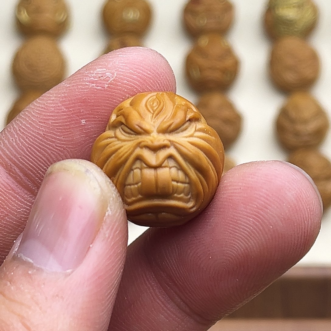 猴头核桃吊坠龅牙20