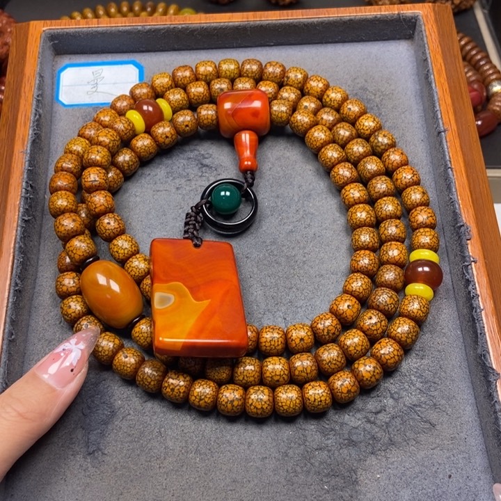 星月菩提吊坠菩提