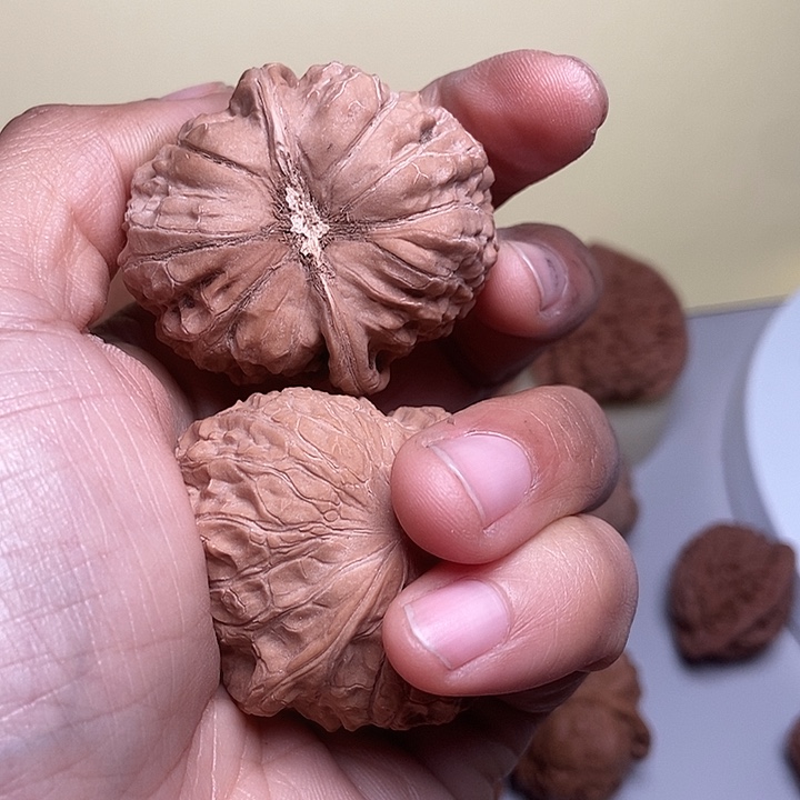 @***:文玩核桃吊坠41打底