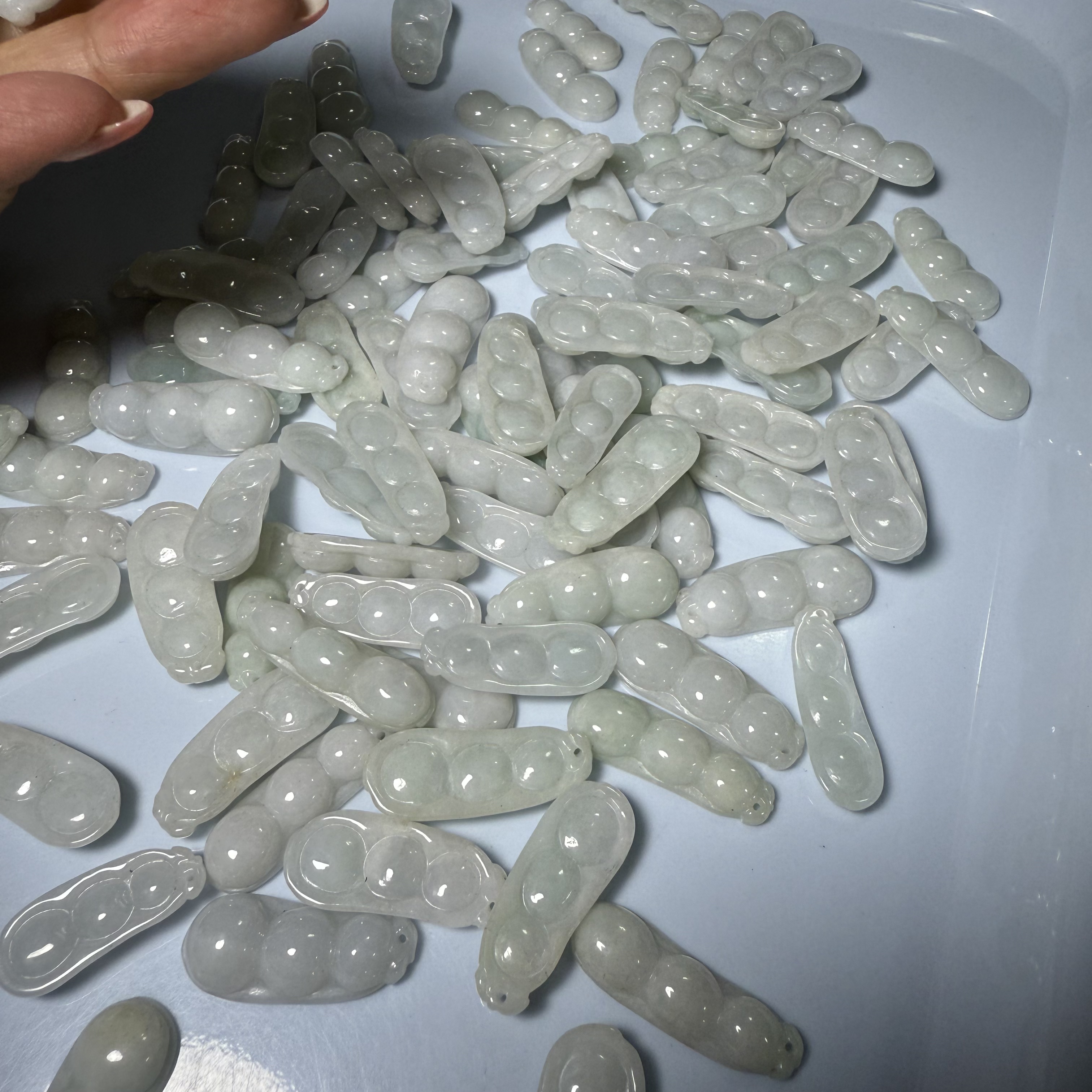 天然a货翡翠吊坠d250 —多样性发一件