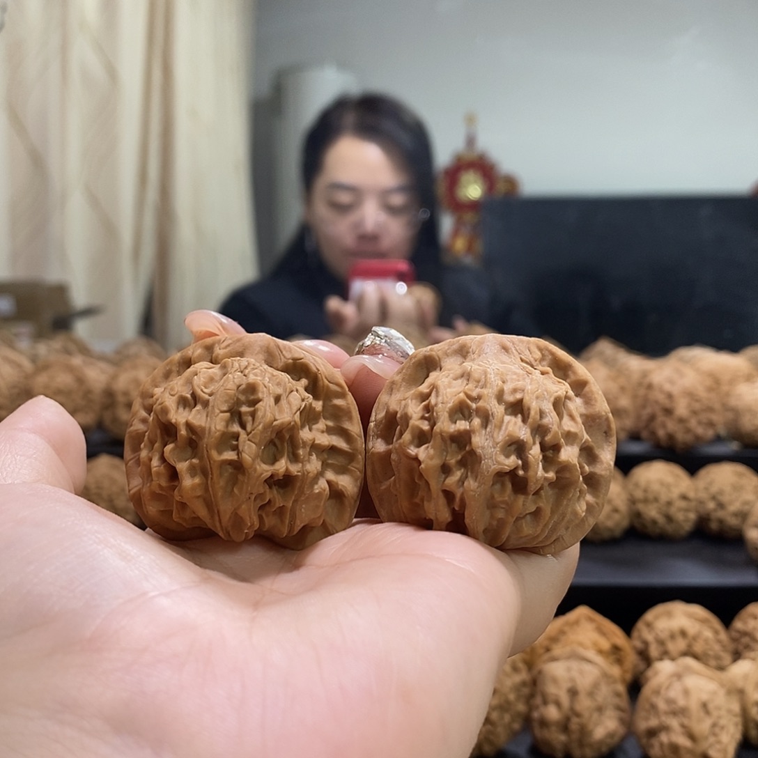 把件文玩核桃菲****电41天地狮子头