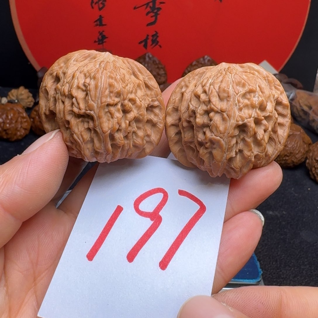 文玩核桃把件K**.42毕业磨盘重47克