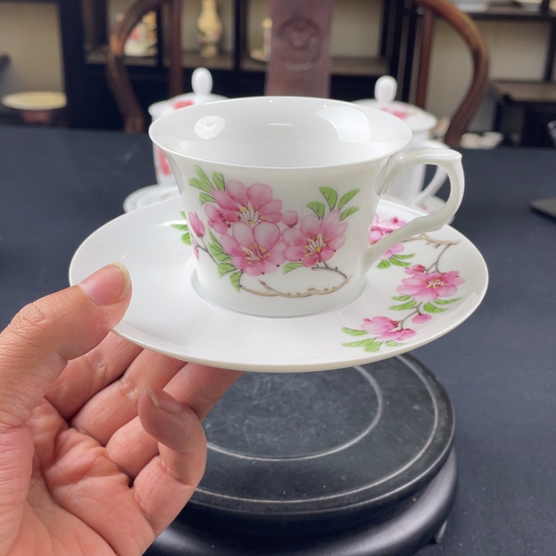 瓷片轻工业陶瓷研究所