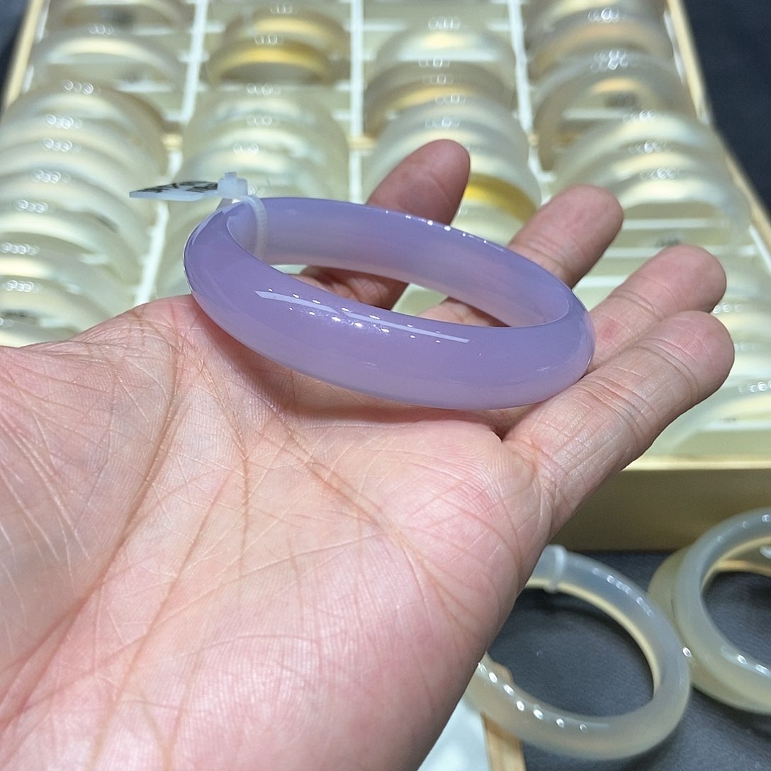 玛瑙/玉髓手镯未镶嵌061