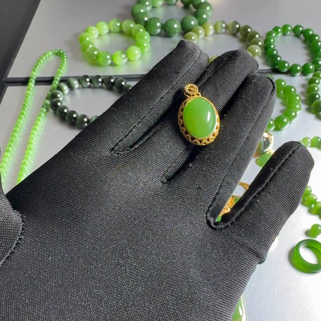 和田玉（碧玉）合金颈饰