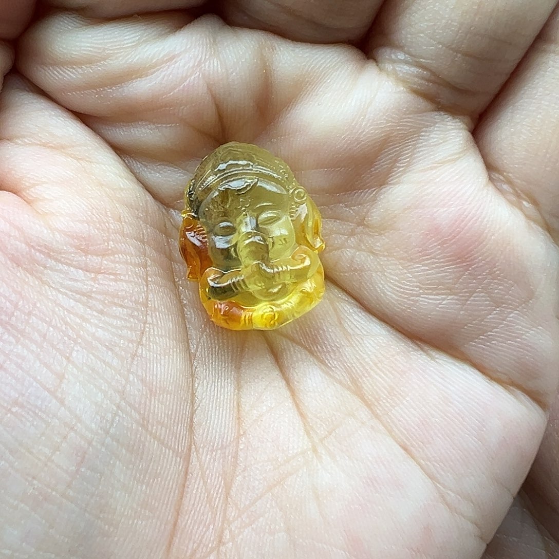 琥珀未镶嵌珠宝奇石象神打孔不退换