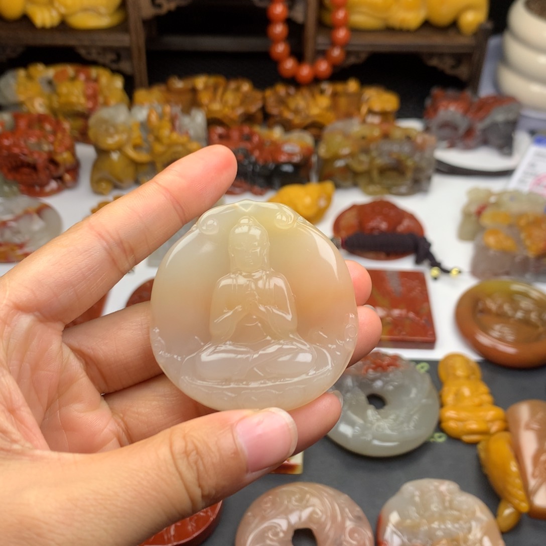 石英质玉（黄龙玉）挂件未镶嵌